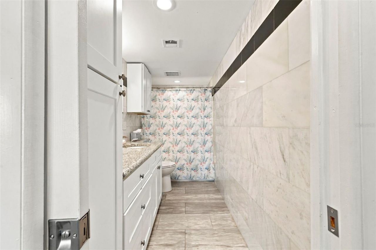 13000 Gulf Lane, Unit 201, Madeira Beach, FL 33708 Photo