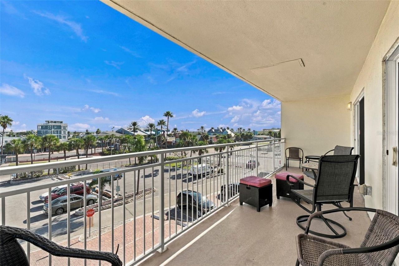 13000 Gulf Lane, Unit 201, Madeira Beach, FL 33708 Photo