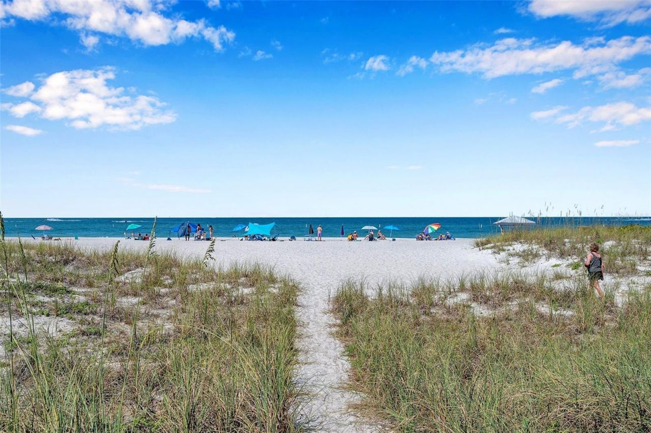 13000 Gulf Lane, Unit 201, Madeira Beach, FL 33708 Photo