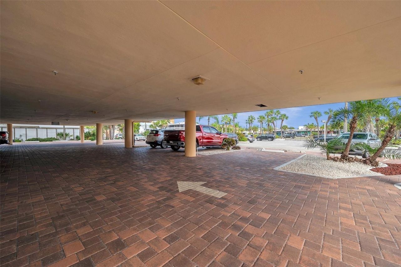 13000 Gulf Lane, Unit 201, Madeira Beach, FL 33708 Photo