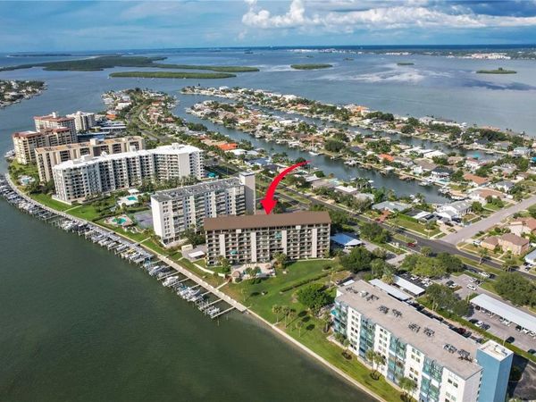 650 ISLAND WAY , Unit 602, CLEARWATER, FL 33767