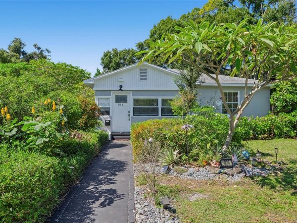 924 32ND STREET N, ST PETERSBURG, FL 33713