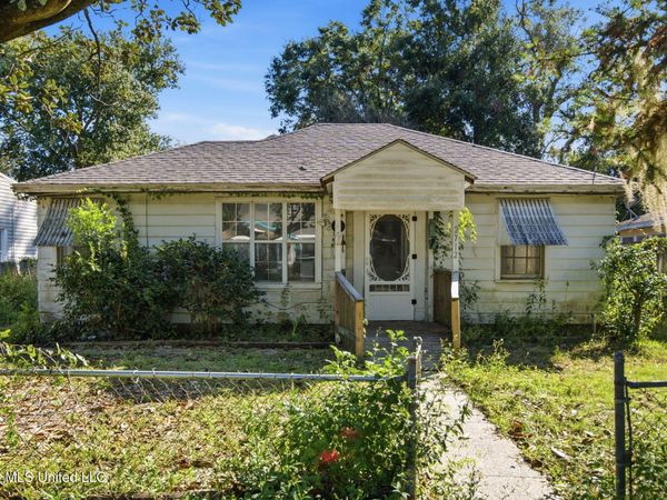 2712 Pine Avenue, Gulfport, MS 39501