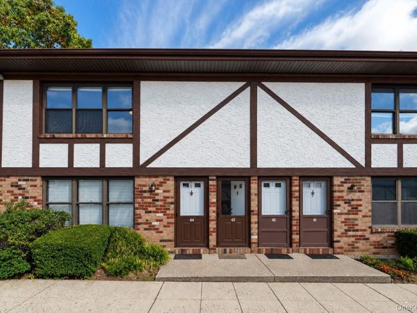 63 Bailey Court , Unit 63, Middle Island, NY 11953