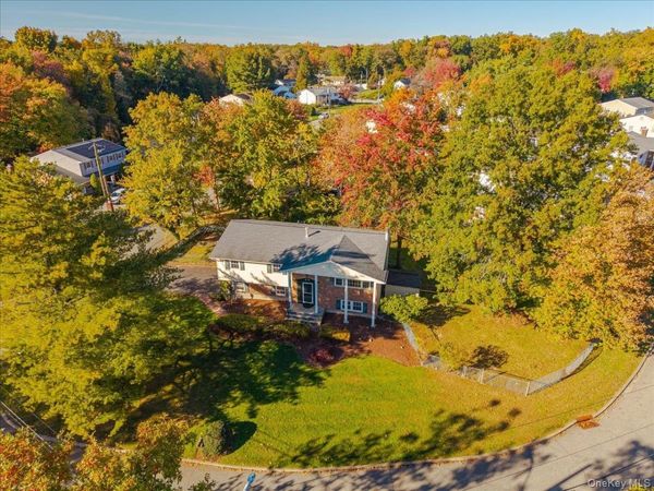 1 Daisy Court , Nanuet, NY 10954