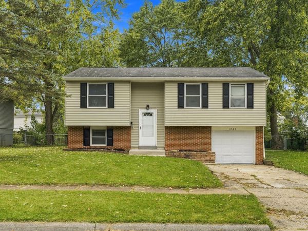 3385 Castleton Street , Grove City, OH 43123