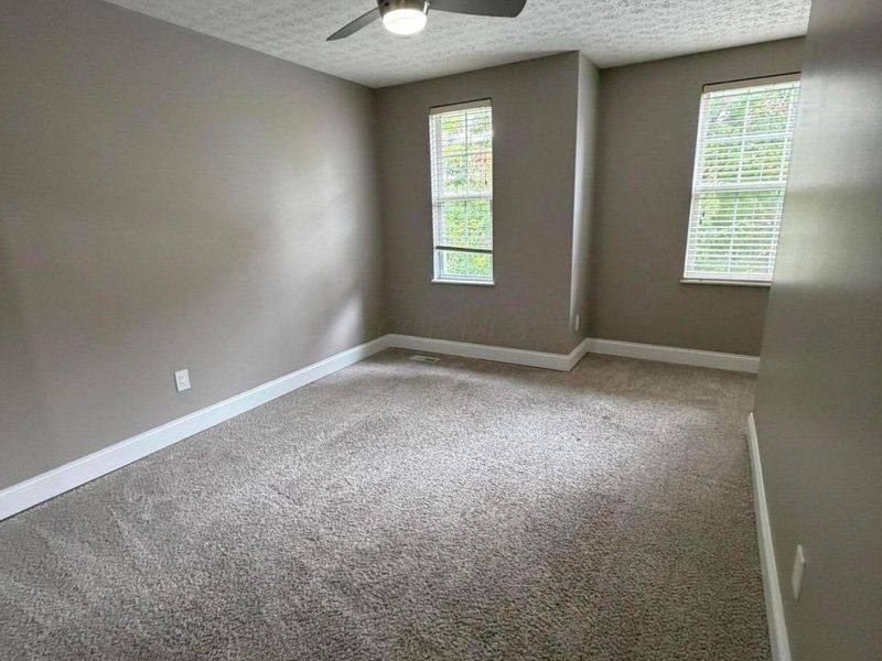 6202 Kendall Ridge Boulevard, Dublin, OH 43016 Photo 10