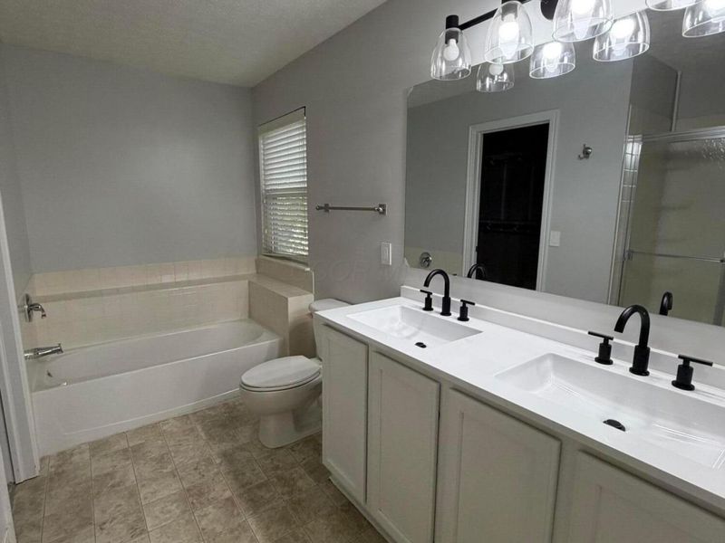 6202 Kendall Ridge Boulevard, Dublin, OH 43016 Photo 8