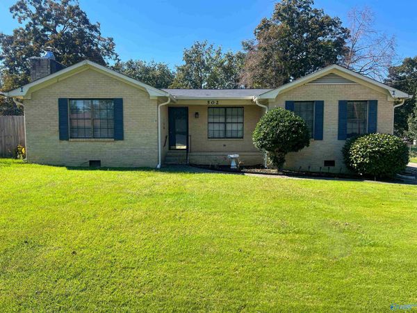 502 Jolee Lane, Rainbow City, AL 35906