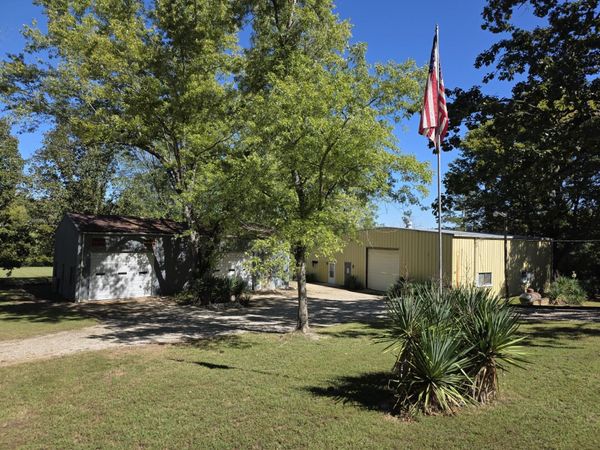 42 Circle Drive, Evening Shade, AR 72532