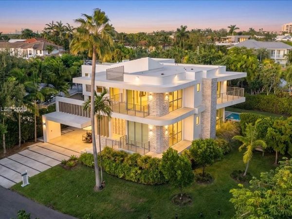 315 Cypress Dr , Key Biscayne, FL 33149