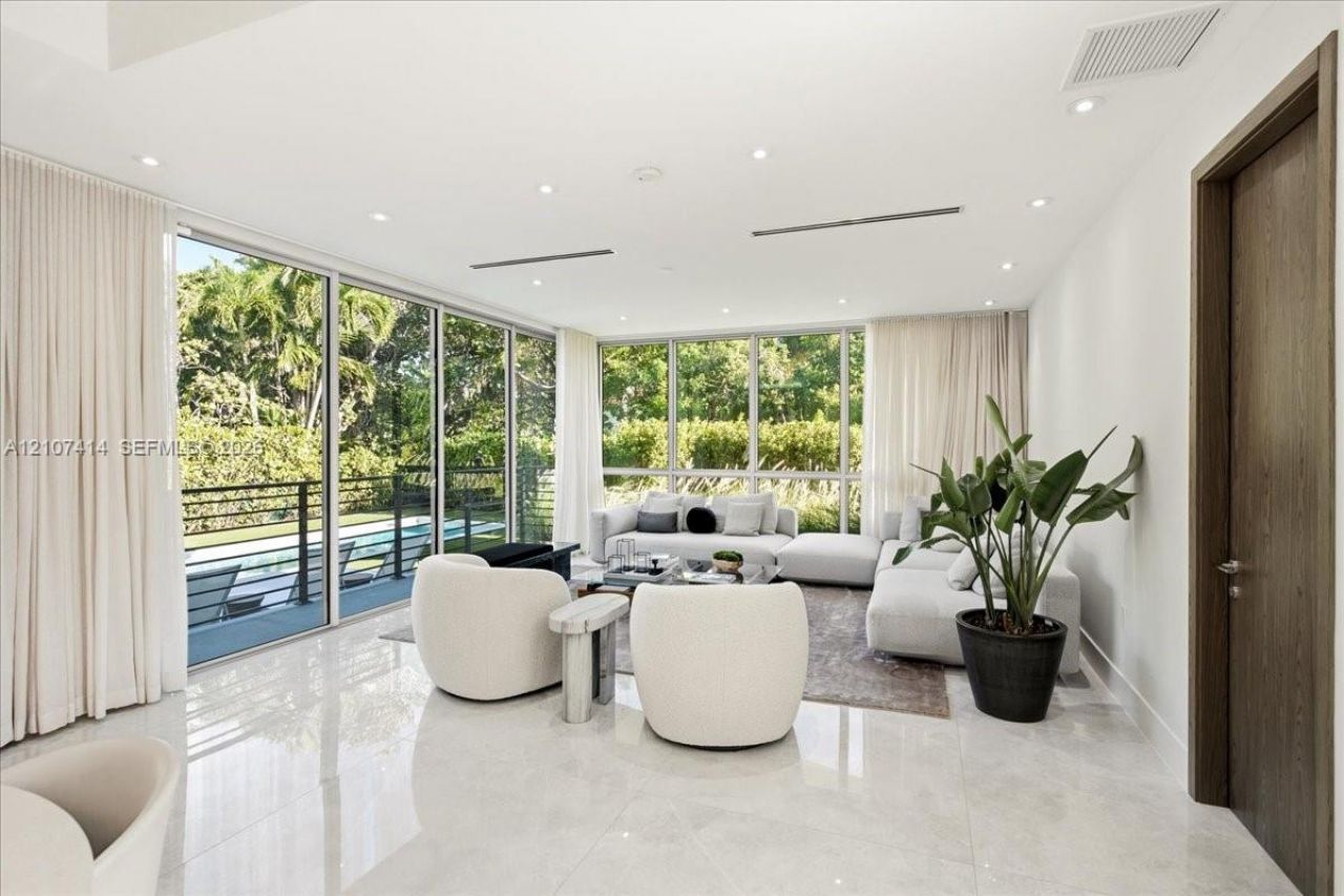315 Cypress Dr , Key Biscayne, FL 33149 Photo