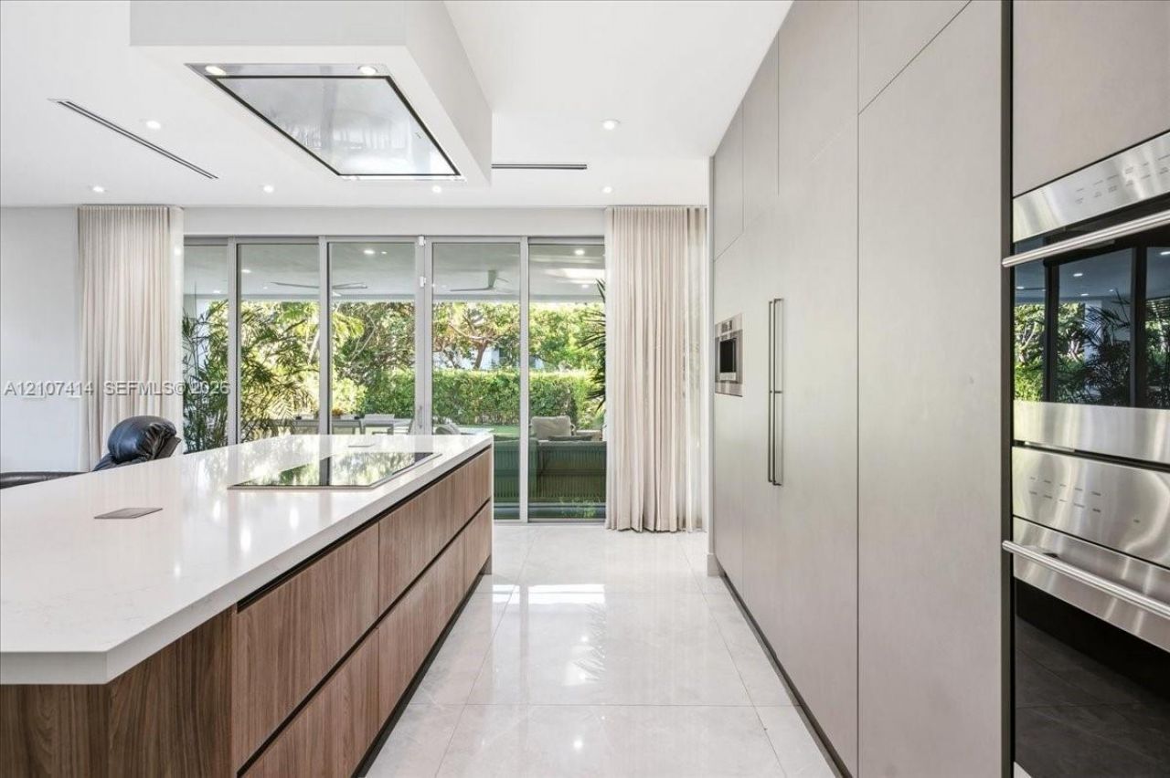 315 Cypress Dr , Key Biscayne, FL 33149 Photo