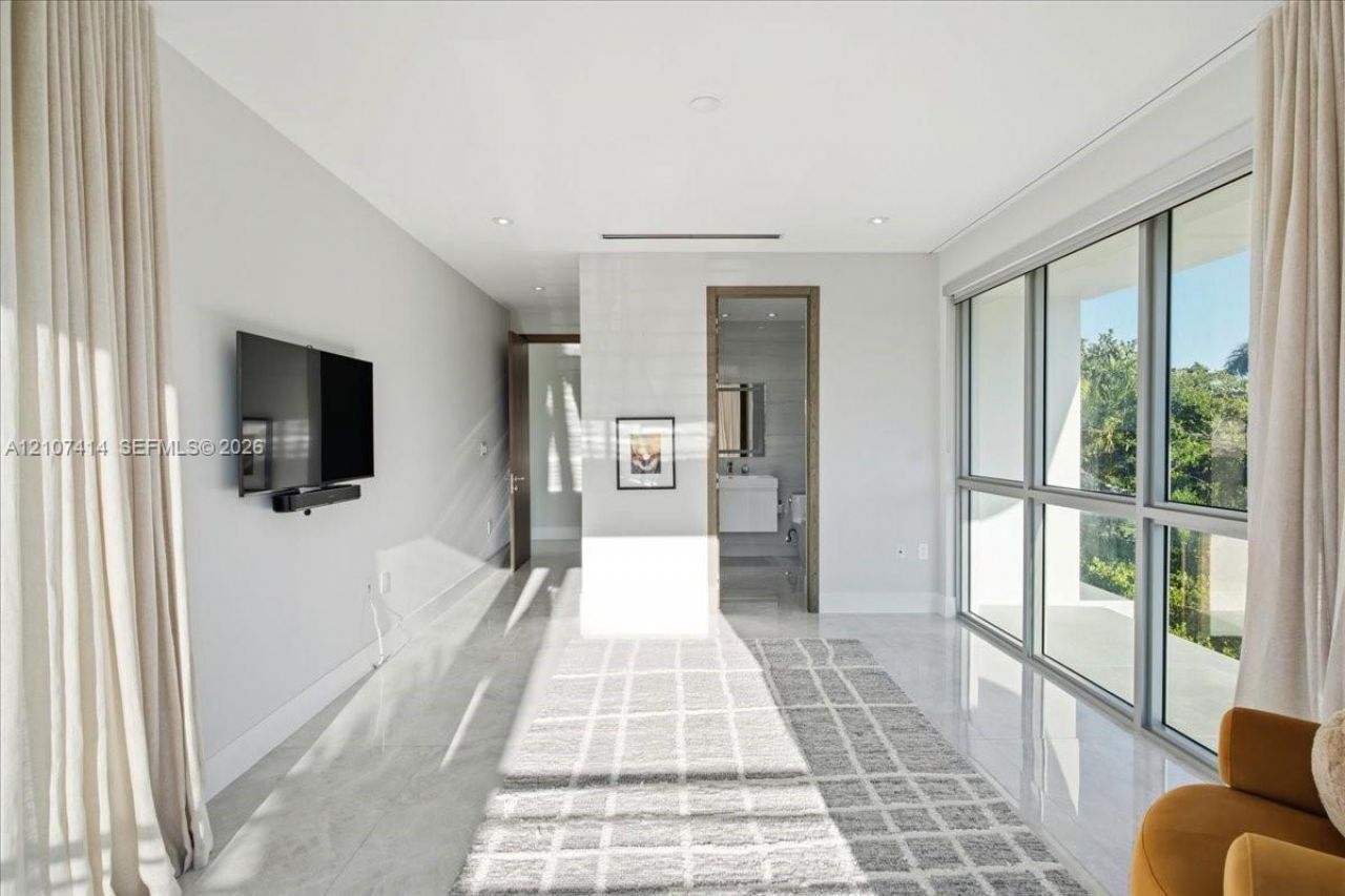 315 Cypress Dr , Key Biscayne, FL 33149 Photo