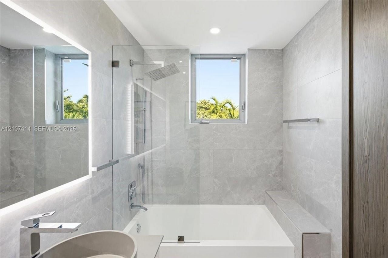315 Cypress Dr , Key Biscayne, FL 33149 Photo