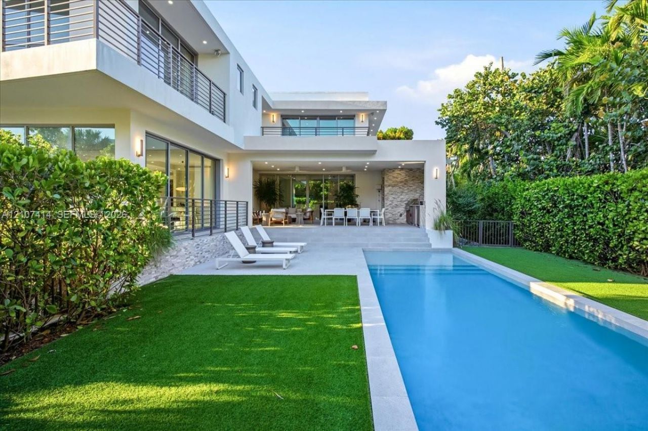 315 Cypress Dr , Key Biscayne, FL 33149 Photo