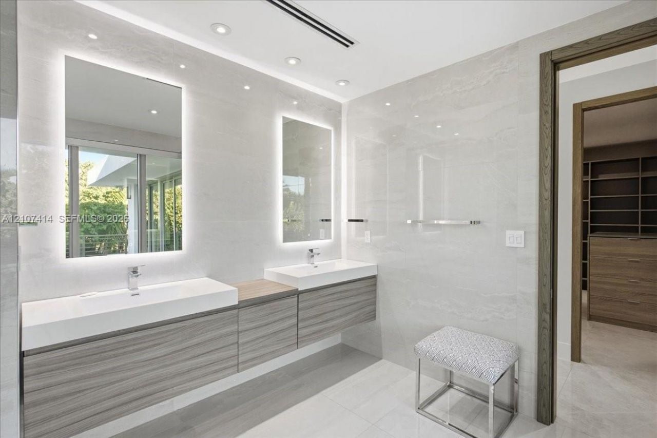315 Cypress Dr , Key Biscayne, FL 33149 Photo