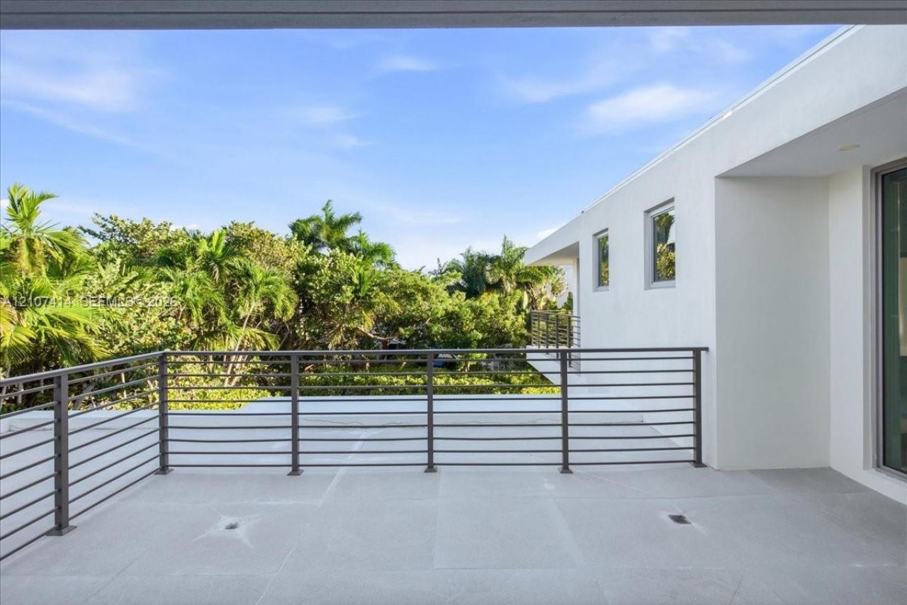 315 Cypress Dr , Key Biscayne, FL 33149 Photo