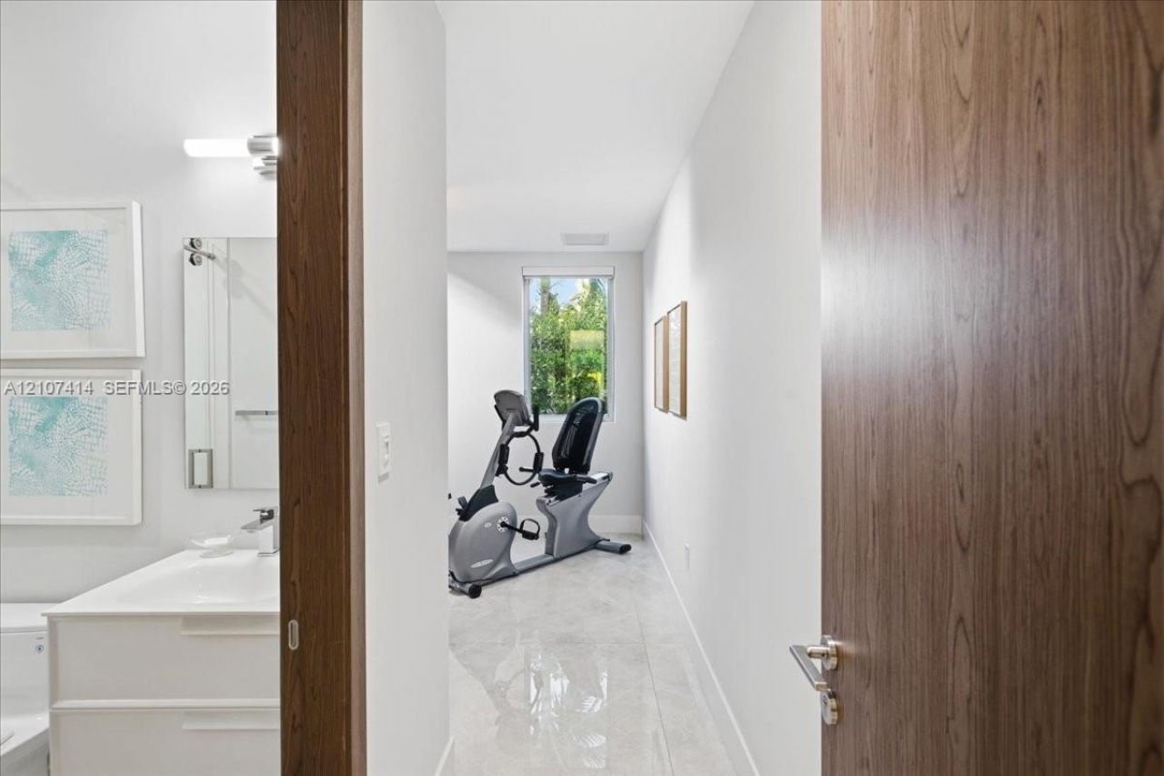 315 Cypress Dr , Key Biscayne, FL 33149 Photo