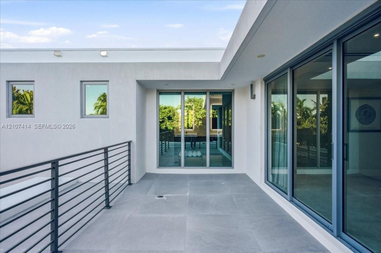 315 Cypress Dr , Key Biscayne, FL 33149 Photo