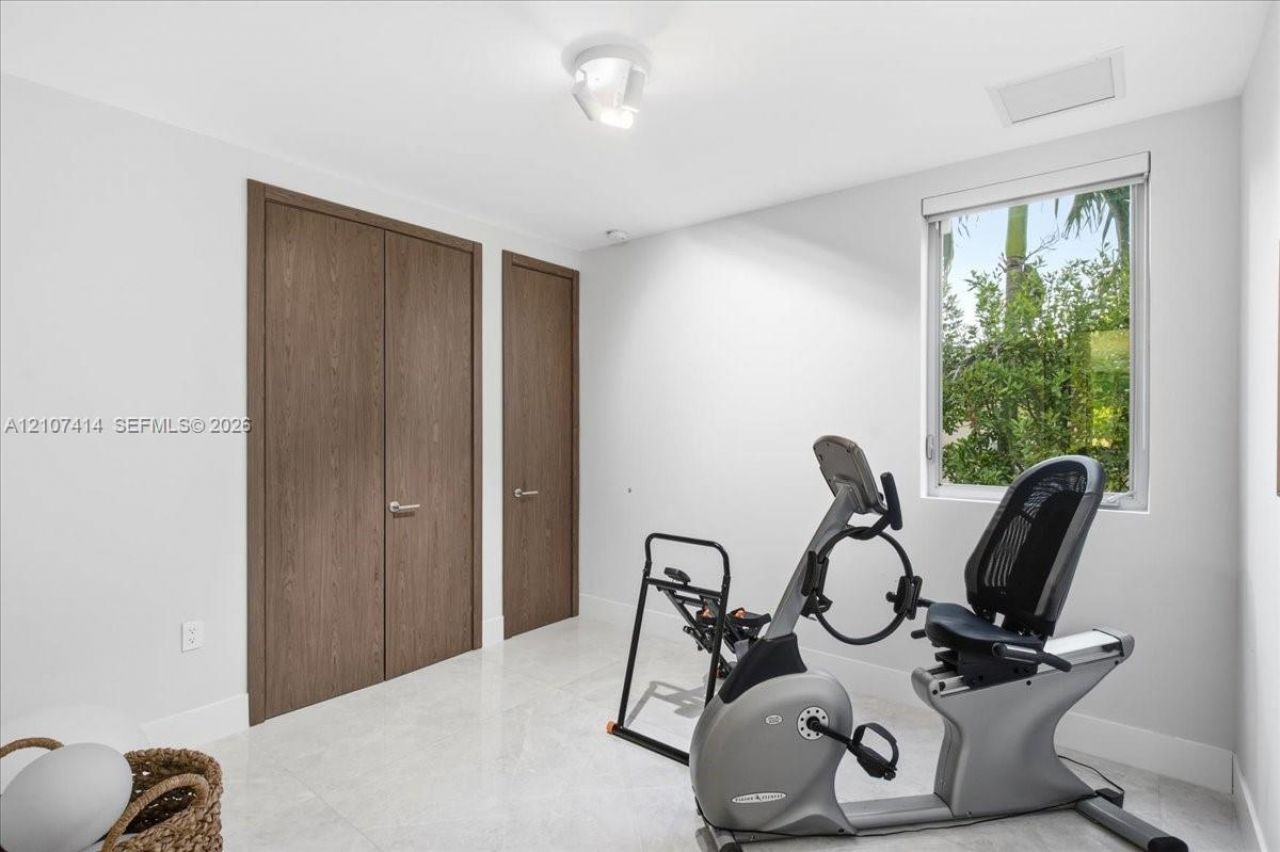 315 Cypress Dr , Key Biscayne, FL 33149 Photo