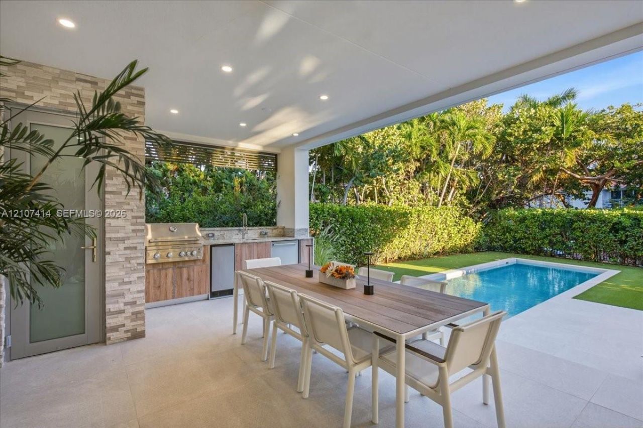 315 Cypress Dr , Key Biscayne, FL 33149 Photo