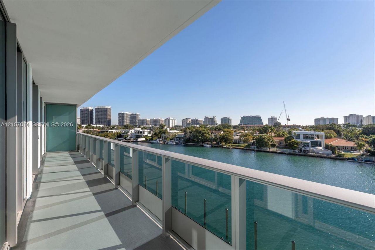 9201 E Bay Harbor Dr , Unit 501, Bay Harbor Islands, FL 33154 Photo