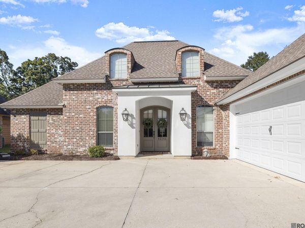 42142 Conifer Dr, Gonzales, LA 70737