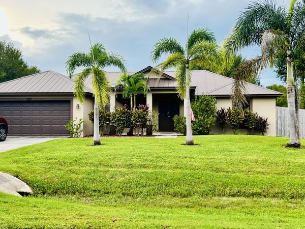 5713 Seagrape Drive, Fort Pierce, FL 34982