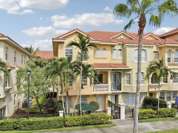 2548 Gardens Parkway, Palm Beach Gardens, FL 33410