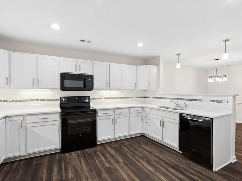 1341 Epworth Forest Drive , Lancaster, OH 43130 Photo 10