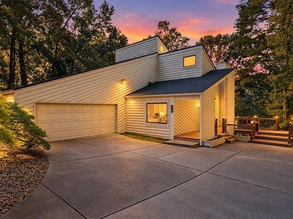 3296 Leeds Way, Duluth, GA 30096