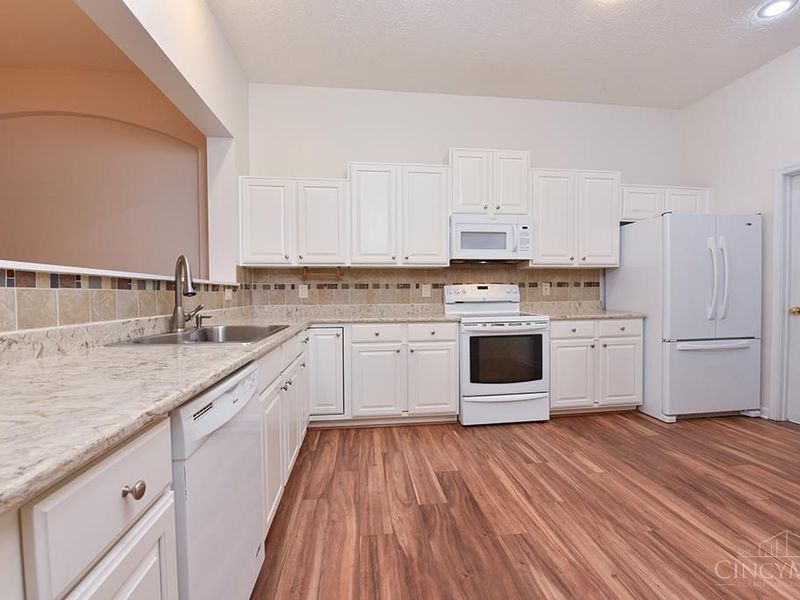 4167 Woodsly Drive, Union Township, OH 45103 Photo 10
