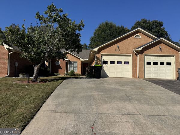 7177 Woodridge Lane, Union City, GA 30291