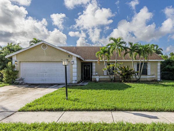8800 PLACID Terrace, Lake Worth, FL 33467