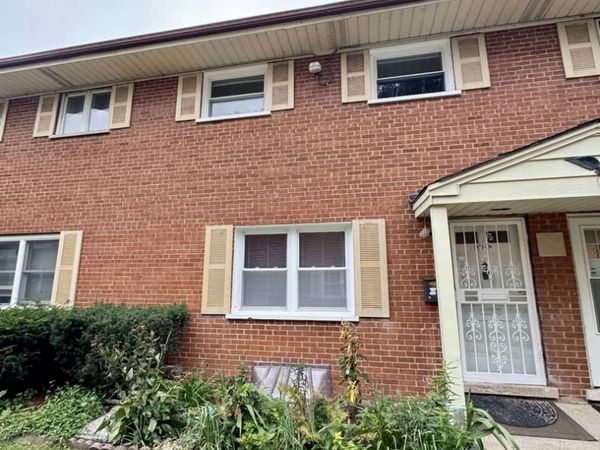 1411 W Touhy Avenue, Unit B, Chicago, IL 60626