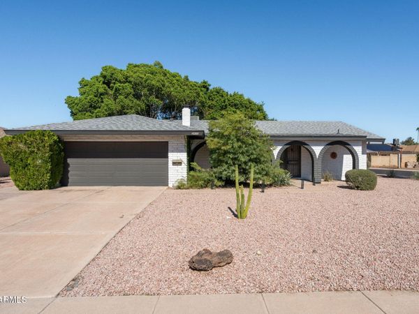 2448 E FAIRMONT Drive, Tempe, AZ 85282
