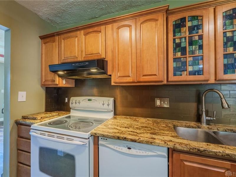 27 Adolpha Avenue, New Lebanon, OH 45345 Photo 18