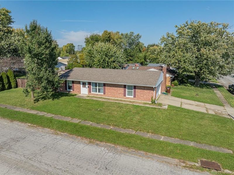 27 Adolpha Avenue, New Lebanon, OH 45345 Photo 2