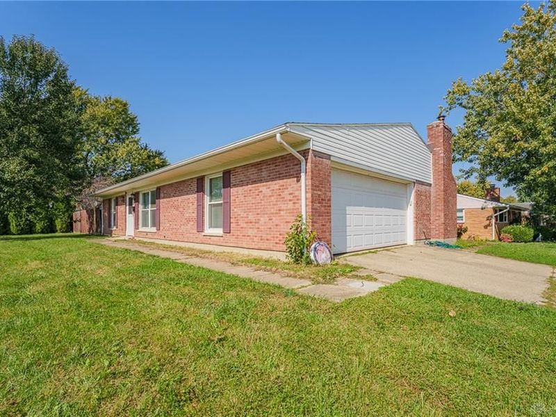 27 Adolpha Avenue, New Lebanon, OH 45345 Photo 3