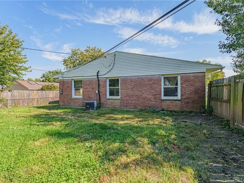 27 Adolpha Avenue, New Lebanon, OH 45345 Photo 9