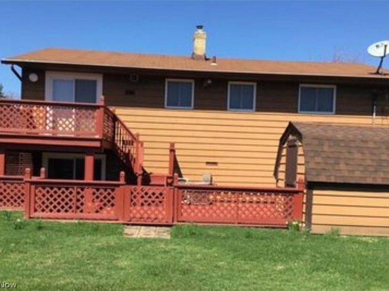 24506 Robinia Drive, Bedford Heights, OH 44146 Photo 2