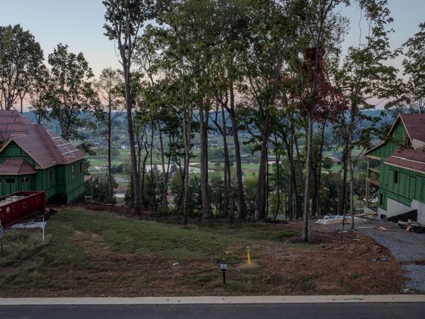 114 Canopy Trail Lane, Loudon, TN 37774