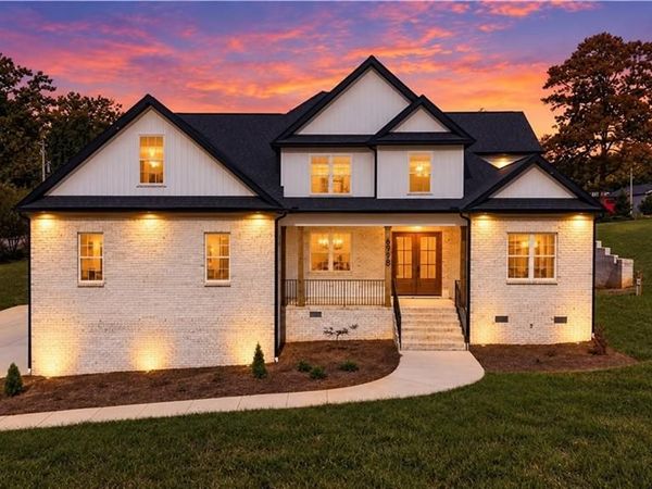 6998 Colleen Court , Summerfield, NC 27358