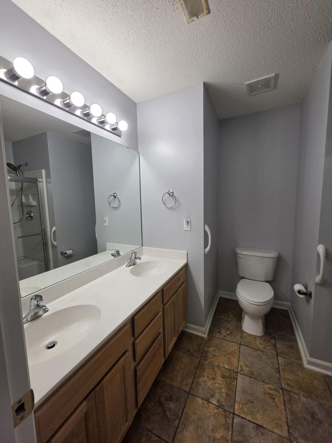 143 Darcy Avenue Photo 15