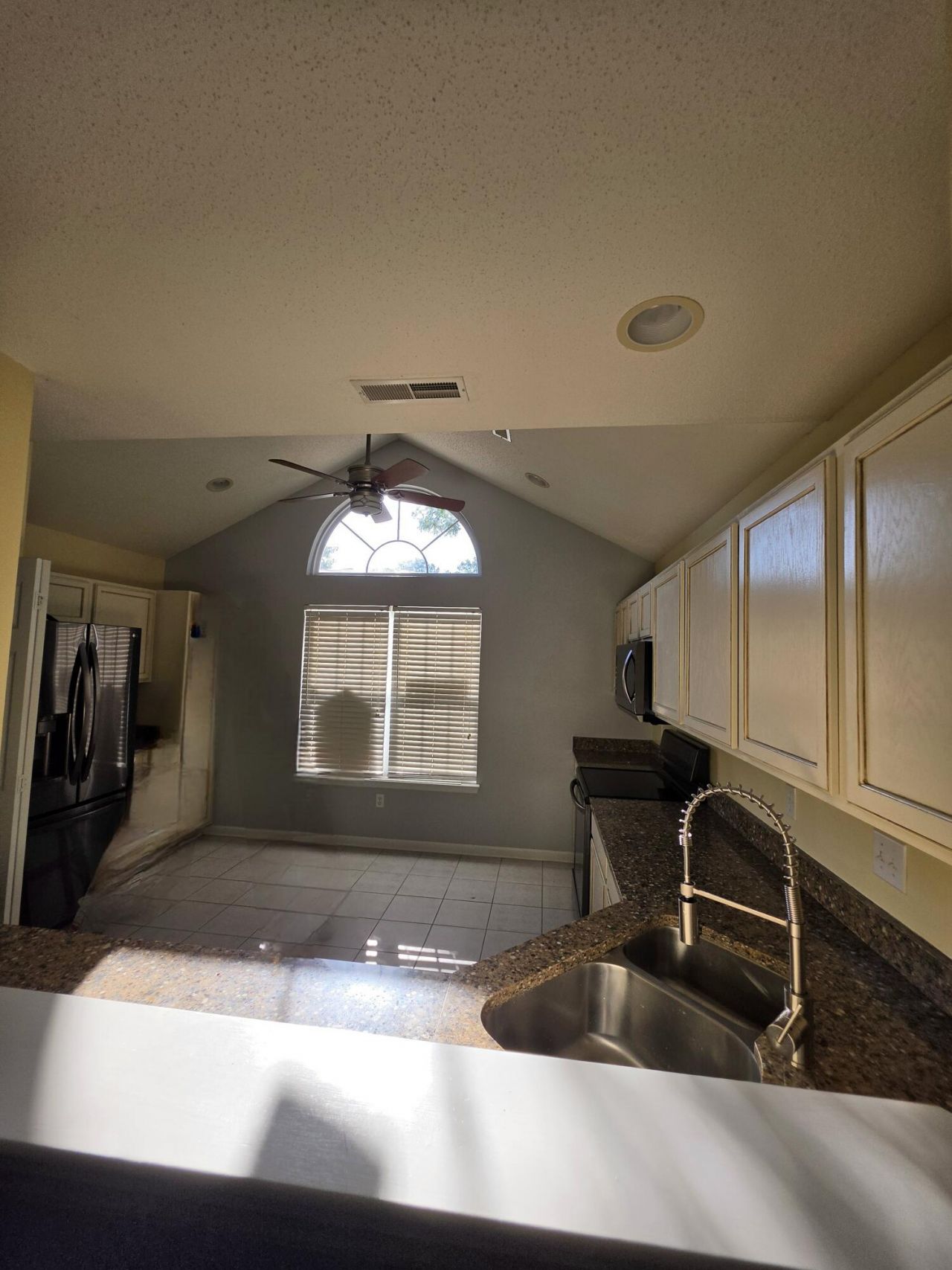 143 Darcy Avenue Photo 8