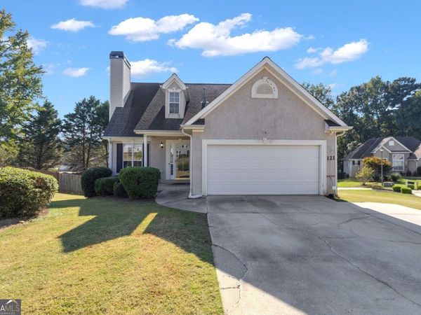 121 Kingsbrook Circle, Newnan, GA 30265
