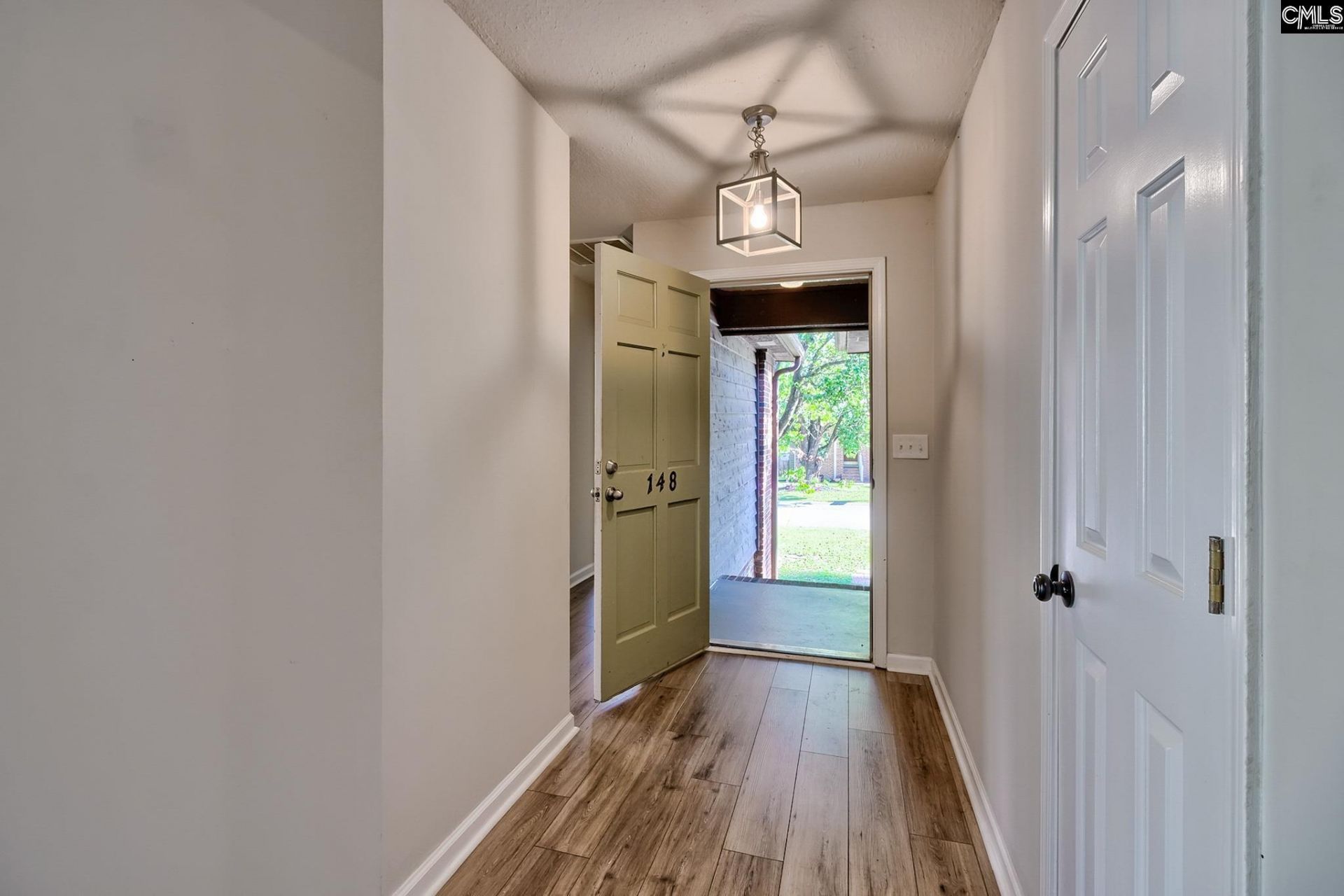 148 Westport Drive  Photo 6