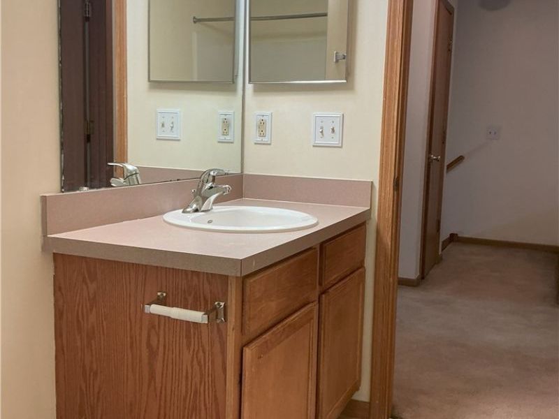 523 Broadway Avenue, Youngstown, OH 44510 Photo 23