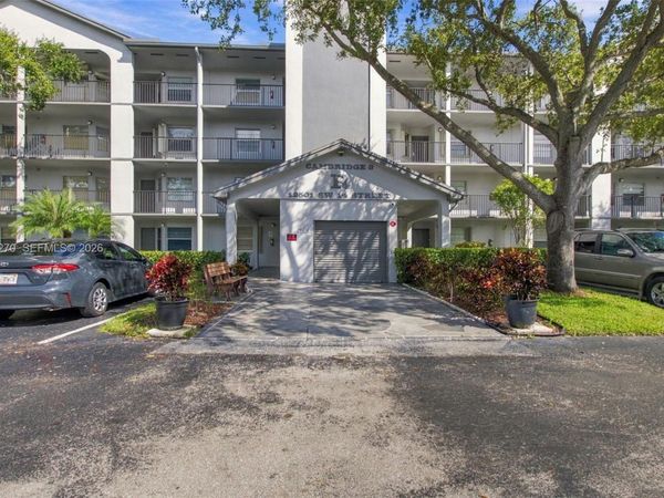 12501 SW 14th St , Unit 311R, Pembroke Pines, FL 33027